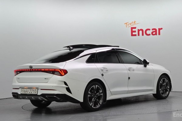 2021 Kia K5 с пробегом 54 970 км