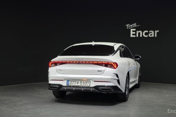 2022 Kia K5 с пробегом 76 395 км