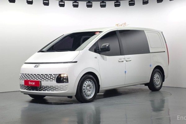 2022 Hyundai Staria с пробегом 79 115 км