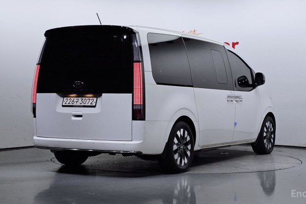 2022 Hyundai Staria с пробегом 119 417 км