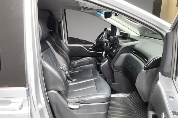 2021 Hyundai Staria с пробегом 98 630 км