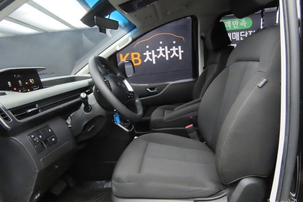2022 Hyundai Staria с пробегом 38 029 км