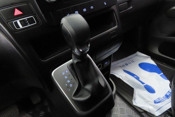 2022 Hyundai Staria с пробегом 38 029 км