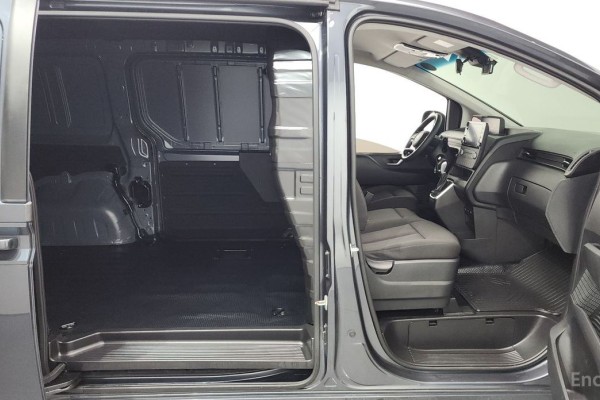 2022 Hyundai Staria с пробегом 76 762 км