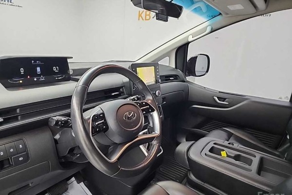 2022 Hyundai Staria с пробегом 123 700 км
