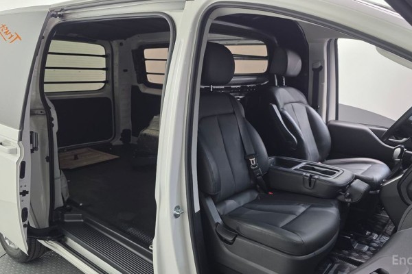 2022 Hyundai Staria с пробегом 36 972 км