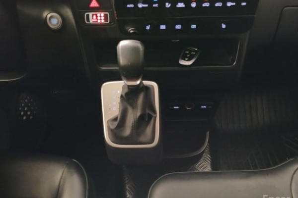 2022 Hyundai Staria с пробегом 48 165 км