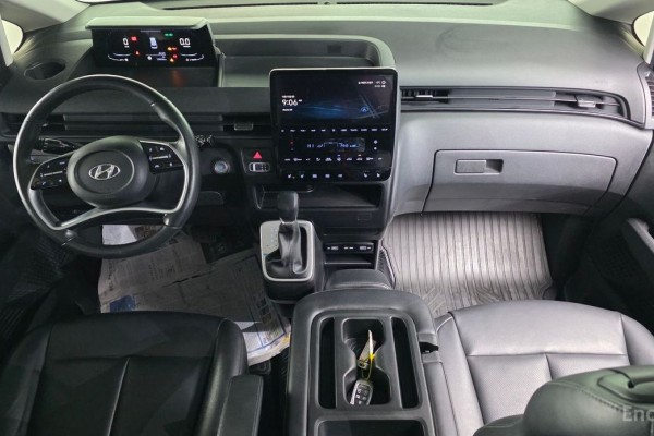 2022 Hyundai Staria с пробегом 138 536 км