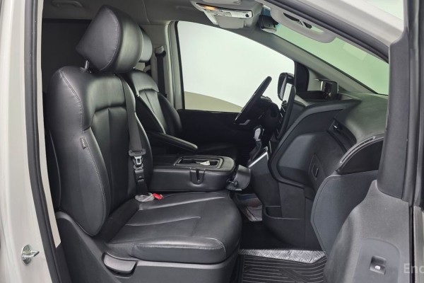 2022 Hyundai Staria с пробегом 138 536 км