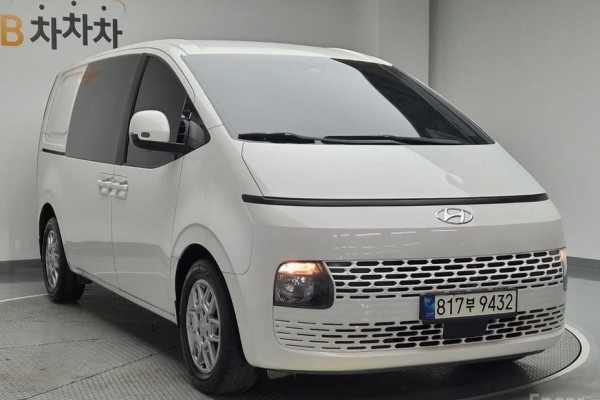 2022 Hyundai Staria с пробегом 101 300 км