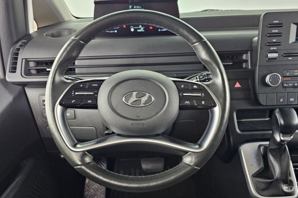 2021 Hyundai Staria с пробегом 100 879 км
