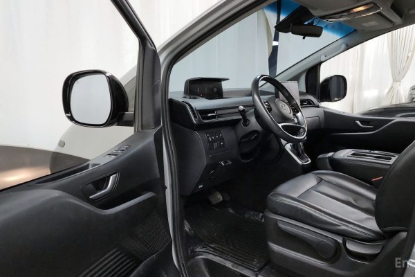 2021 Hyundai Staria с пробегом 111 736 км