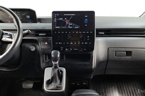 2021 Hyundai Staria с пробегом 111 736 км