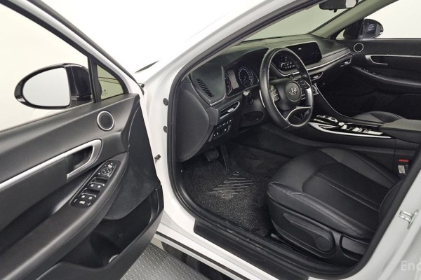 2021 Hyundai Sonata с пробегом 63 989 км