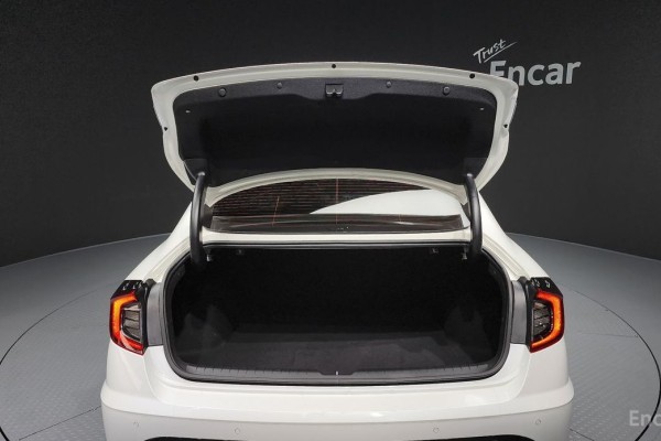 2021 Hyundai Sonata с пробегом 60 945 км