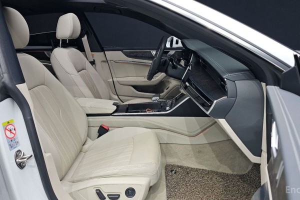 2021 Audi A7 с пробегом 43 172 км