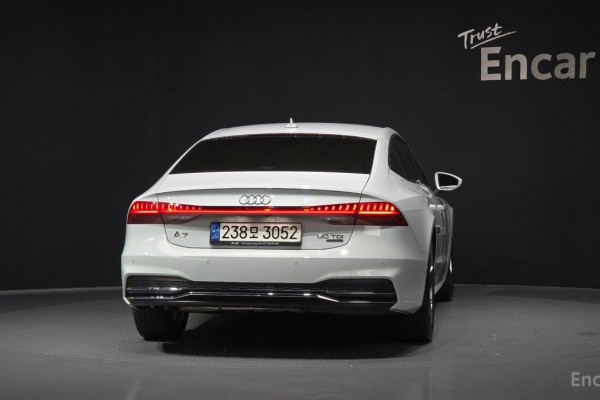2022 Audi A7 с пробегом 43 501 км