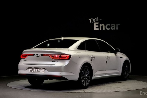 2021 Renault Samsung SM6 с пробегом 46 174 км