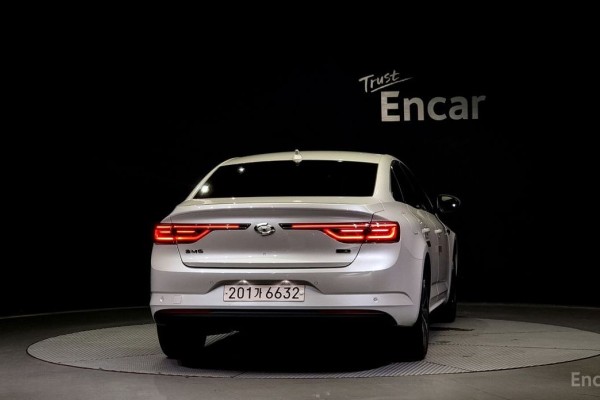 2021 Renault Samsung SM6 с пробегом 46 174 км