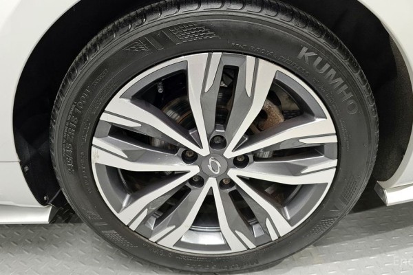 2021 Renault Samsung SM6 с пробегом 52 240 км