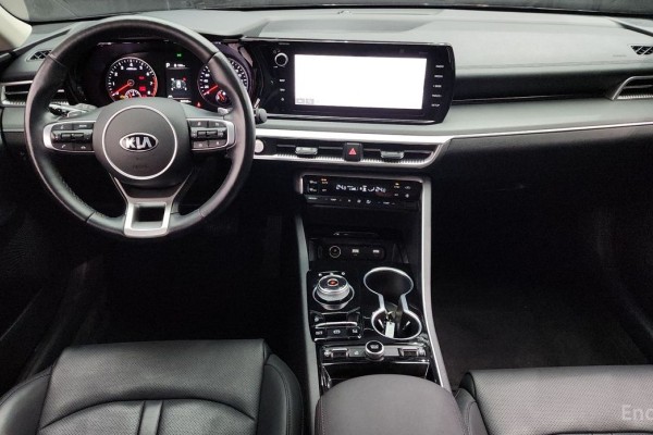 2021 Kia K5 с пробегом 36 532 км