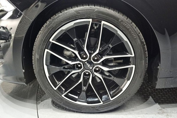 2021 Kia K5 с пробегом 31 480 км