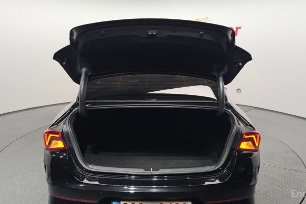 2021 Kia K5 с пробегом 47 492 км