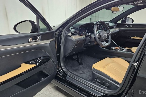 2022 Kia K5 с пробегом 32 109 км