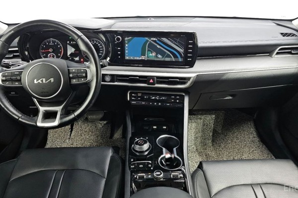 2022 Kia K5 с пробегом 79 450 км