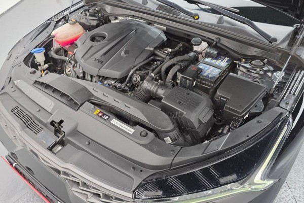 2021 Kia K5 с пробегом 54 015 км