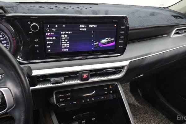 2021 Kia K5 с пробегом 54 015 км