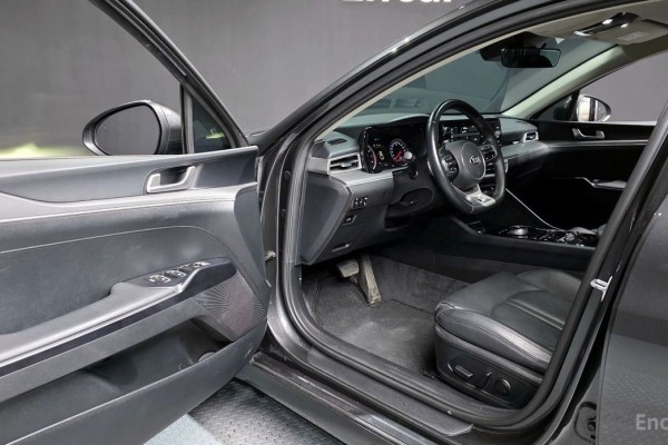 2021 Kia K5 с пробегом 39 777 км