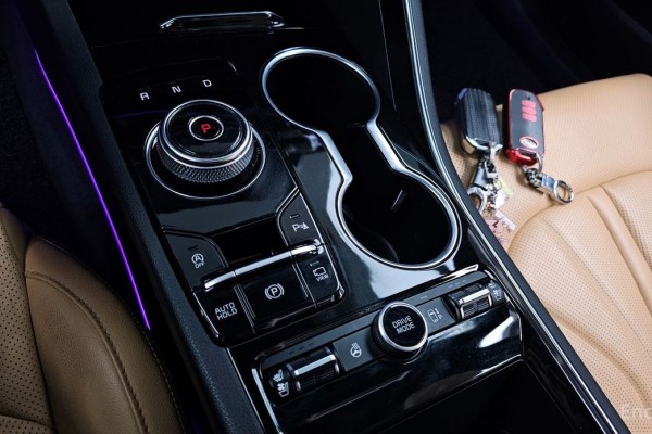 2021 Kia K5 с пробегом 76 034 км