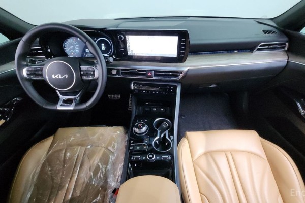 2022 Kia K5 с пробегом 40 083 км