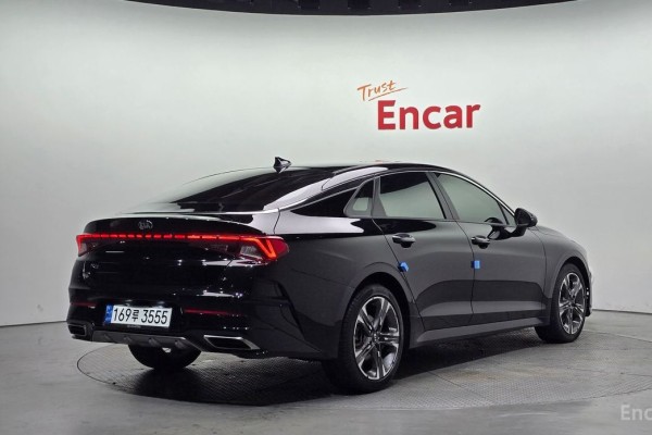 2021 Kia K5 с пробегом 54 921 км