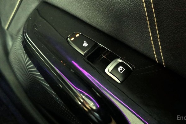 2021 Kia K5 с пробегом 76 034 км