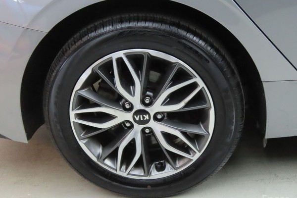 2021 Kia K5 с пробегом 39 424 км