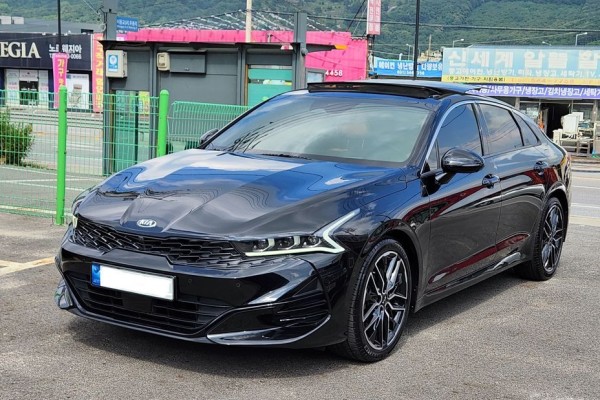 2021 Kia K5 с пробегом 54 000 км