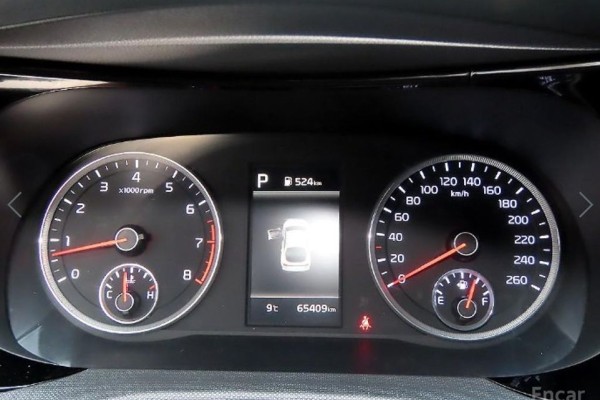 2021 Kia K5 с пробегом 65 402 км