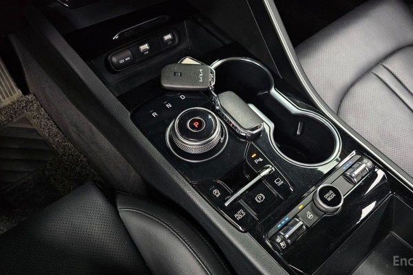 2022 Kia K5 с пробегом 130 327 км