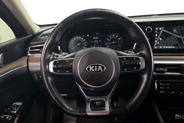 2021 Kia K5 с пробегом 42 359 км