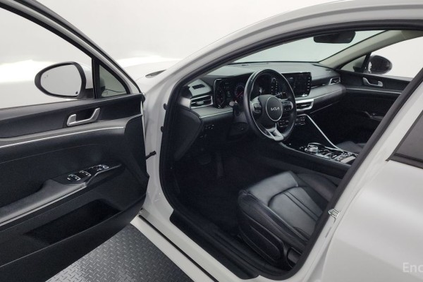 2022 Kia K5 с пробегом 66 879 км