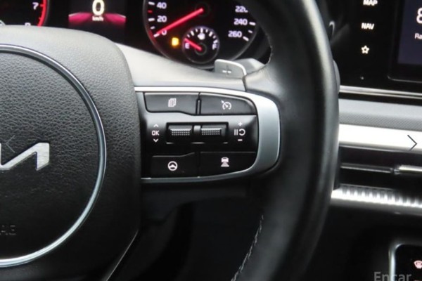 2021 Kia K5 с пробегом 80 271 км