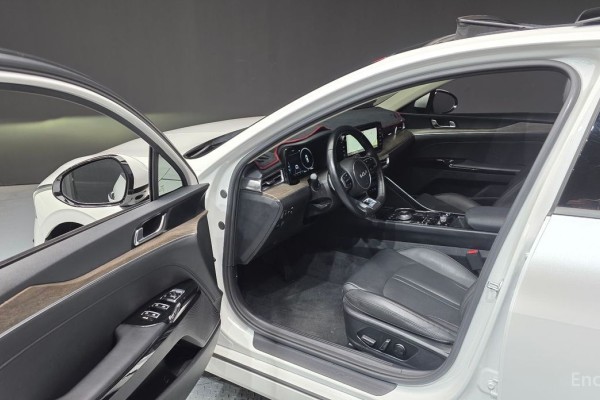 2022 Kia K5 с пробегом 39 550 км