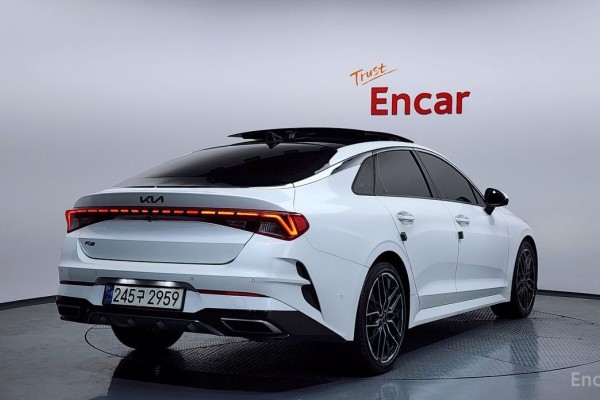 2021 Kia K5 с пробегом 85 898 км