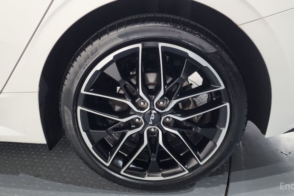 2021 Kia K5 с пробегом 85 898 км