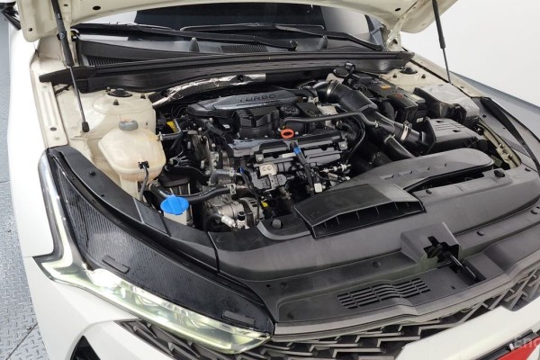 2021 Kia K5 с пробегом 85 898 км