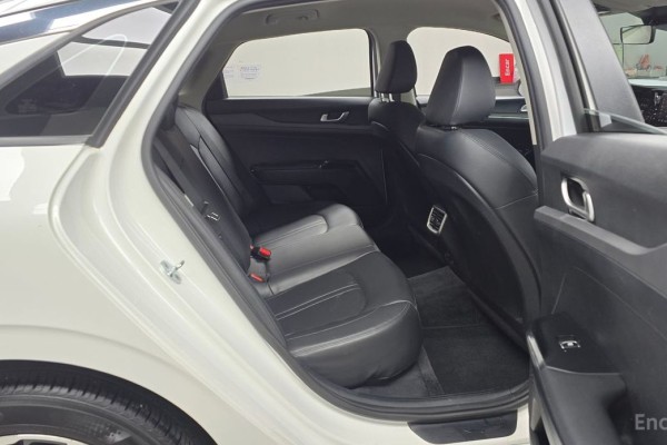 2022 Kia K5 с пробегом 100 405 км