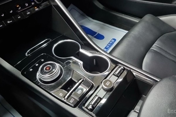 2021 Kia K5 с пробегом 95 000 км