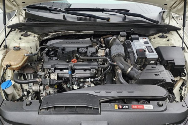 2021 Kia K5 с пробегом 125 638 км